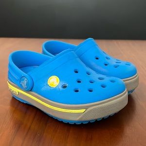 Crocs Kids' Crocband Clog, blue/gray/yellow, size 4/5